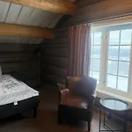 Bjorndalenhytta *